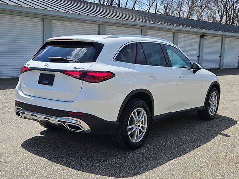 Used 2025 Mercedes-Benz GLC 300 4MATIC image 7