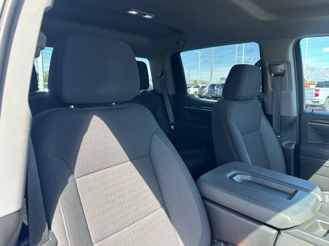 Certified 2025 Chevrolet Silverado 1500 LT AWD/4WD image 32