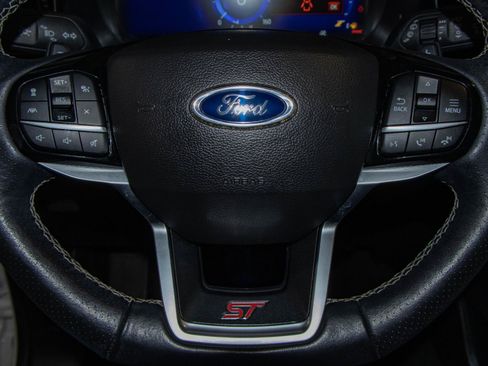 Used 2023 Ford Explorer ST w/ Equipment Group 401A AWD/4WD image 12