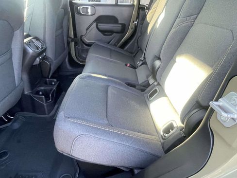 New 2025 Jeep Gladiator Willys image 9