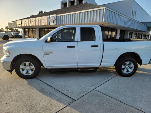 Used 2024 RAM 1500 Classic SLT RWD image 2