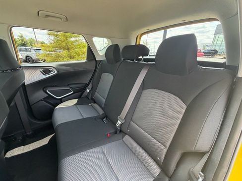 Used 2020 Kia Soul LX FWD image 6