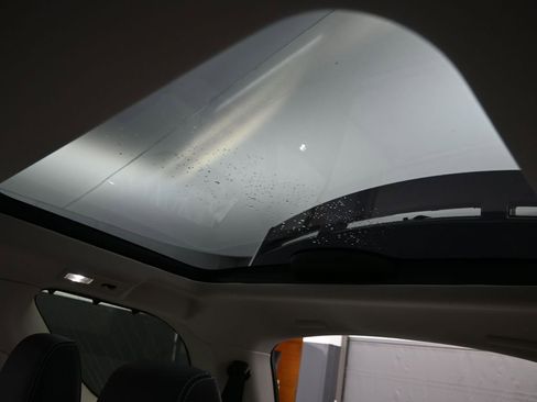 New 2026 Land Rover Discovery S AWD/4WD image 30