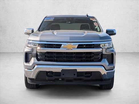 Used 2023 Chevrolet Silverado 1500 LT AWD/4WD image 2