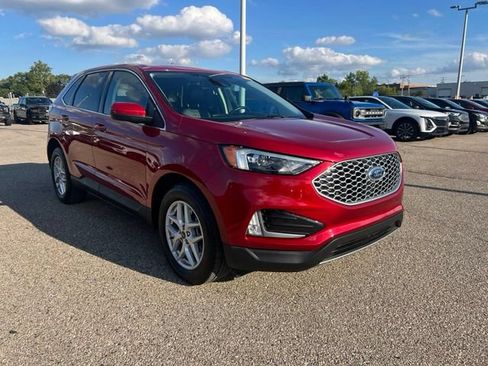 Used 2024 Ford Edge SEL w/ Convenience Package AWD/4WD image 2