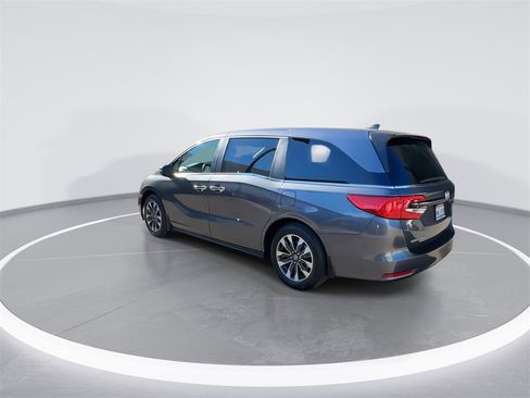 Used 2024 Honda Odyssey EX-L image 10