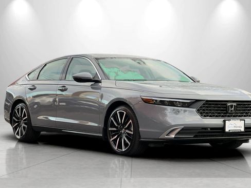 New 2025 Honda Accord Touring image 9
