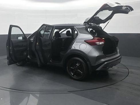 Used 2024 Nissan Kicks S FWD image 38