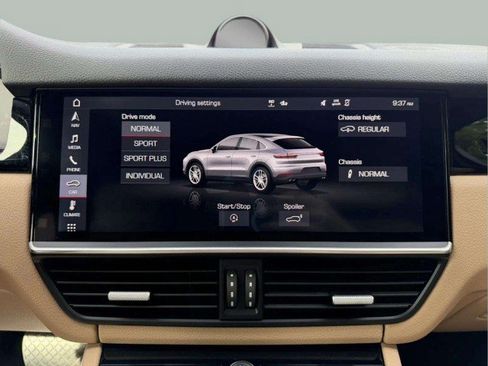 Used 2020 Porsche Cayenne AWD/4WD image 15