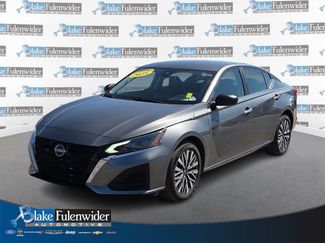 Used 2025 Nissan Altima 2.5 SV AWD/4WD video 1