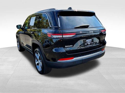 Used 2022 Jeep Grand Cherokee Limited 4xe image 5