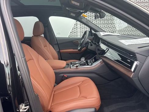 Used 2025 Audi Q7 3.0T Premium Plus image 7