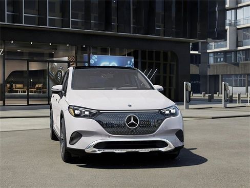 New 2025 Mercedes-Benz EQE 350+ 4MATIC SUV image 8