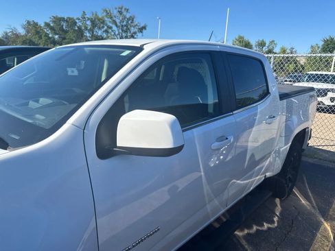 Used 2020 Chevrolet Colorado LT AWD/4WD image 15