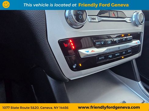 Used 2022 Ford Explorer XLT w/ Equipment Group 202A AWD/4WD image 23