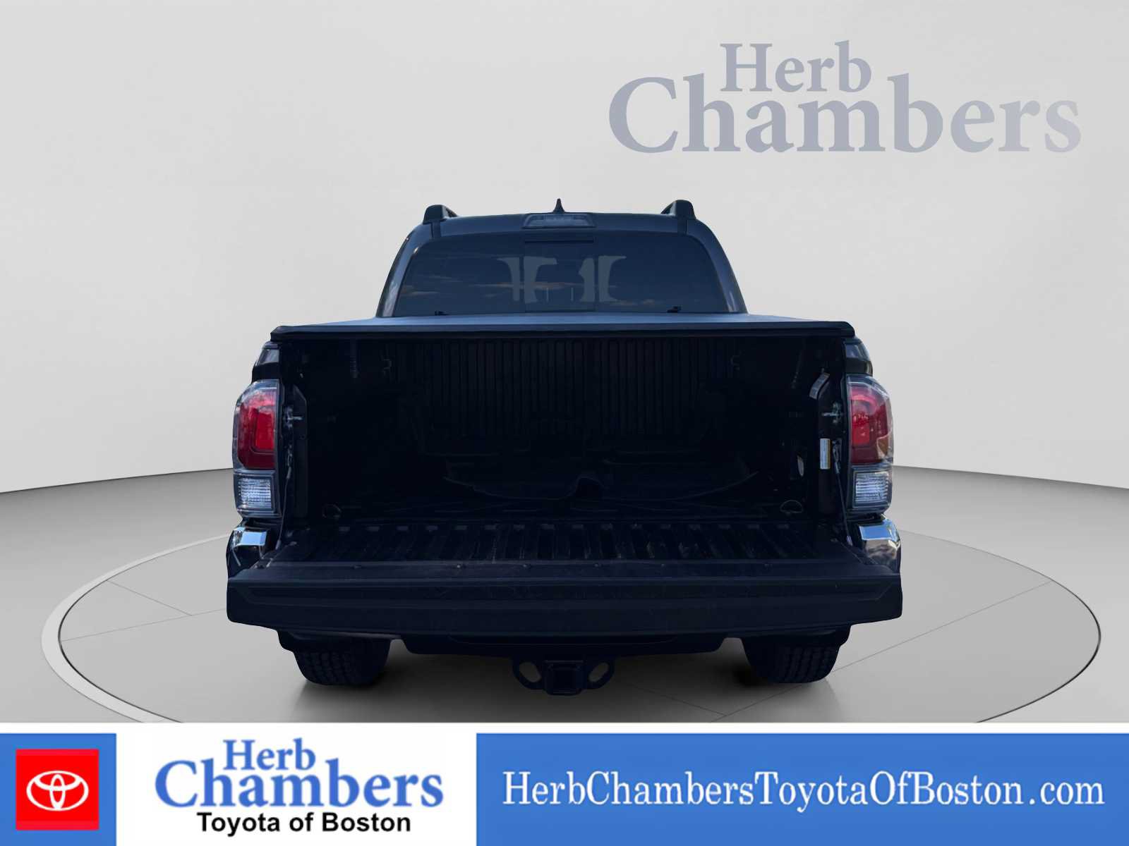 Used 2022 Toyota Tacoma TRD Off-Road AWD/4WD image 11