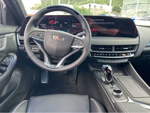 New 2026 Cadillac CT5 V Blackwing w/ Carbon Fiber 2 Package image 27