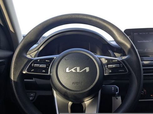 Used 2023 Kia Seltos LX image 23