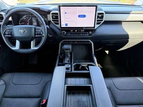Used 2022 Toyota Tundra Limited image 22