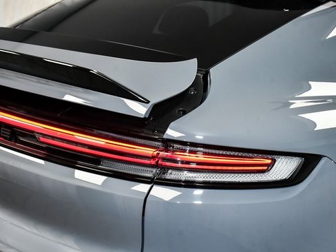 Used 2024 Porsche Cayenne Turbo GT image 91