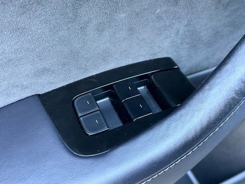 Used 2018 Tesla Model 3 Long Range image 13