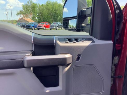 Certified 2021 Ford F250 XLT w/ XLT Value Package AWD/4WD image 8