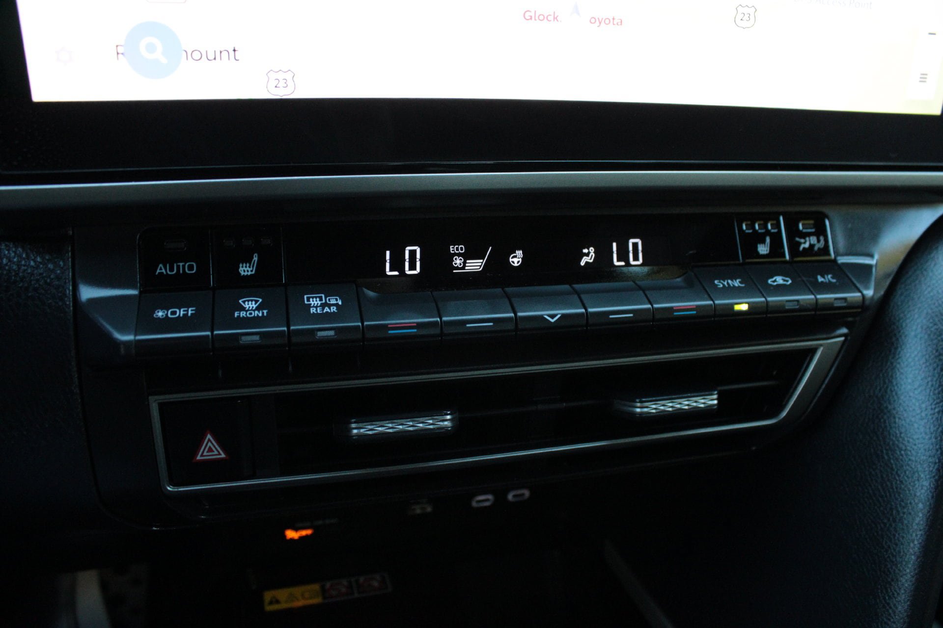 Used 2026 Toyota Camry XSE AWD/4WD image 39