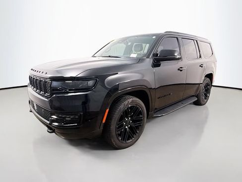 Used 2024 Jeep Wagoneer Series II AWD/4WD image 3