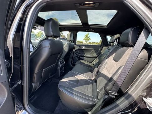 Used 2022 Ford Edge ST w/ Equipment Group 401A image 15