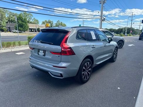 Certified 2025 Volvo XC60 B5 Plus AWD/4WD image 5