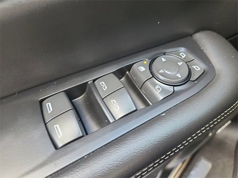 Certified 2025 GMC Yukon Elevation image 21