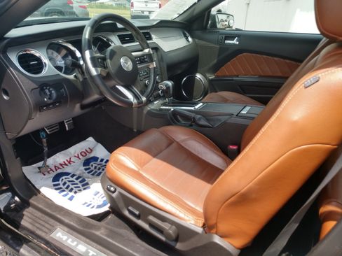 Used 2010 Ford Mustang Coupe image 19