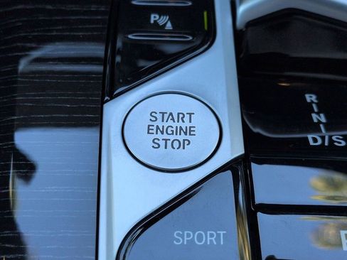 New 2026 BMW X5 xDrive40i w/ M Sport Package AWD/4WD image 29