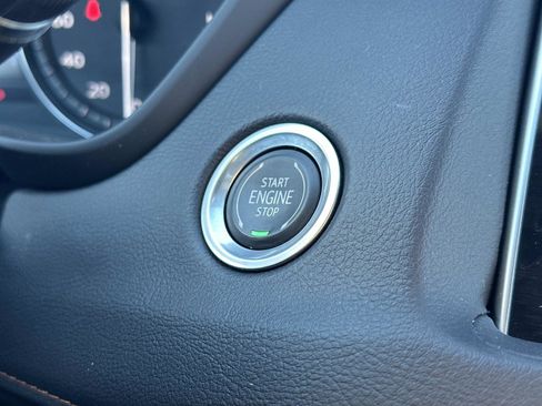 Certified 2023 Cadillac XT4 Sport w/ Technology Package image 28