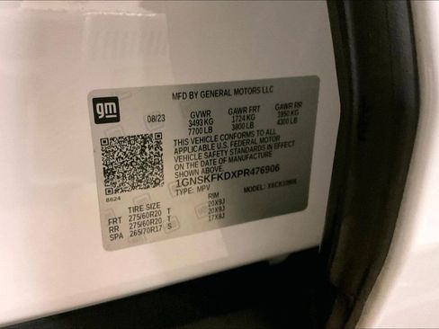 Used 2023 Chevrolet Suburban Premier image 30