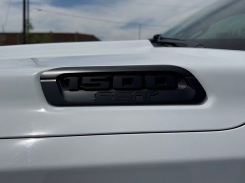 Used 2025 RAM 1500 Lone Star AWD/4WD image 9