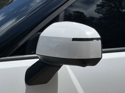 Used 2025 Hyundai Santa Fe Limited FWD image 33