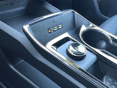 New 2026 Chevrolet Equinox RS w/ LPO, Floor Liner Package image 24