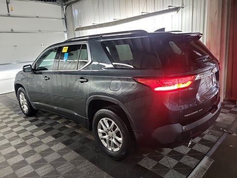 Used 2020 Chevrolet Traverse LT w/ LPO, Cargo Package AWD/4WD image 8