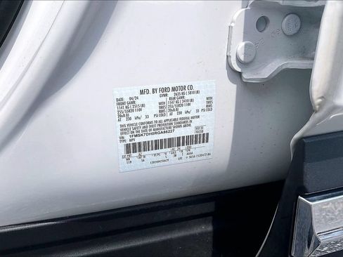 Certified 2024 Ford Explorer XLT w/ Equipment Group 202A RWD image 36