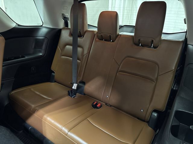 Used 2024 Nissan Pathfinder Platinum w/ Cargo Package FWD image 15