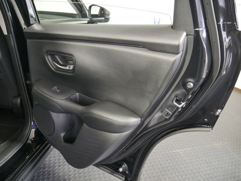 Used 2024 Honda HR-V LX image 7