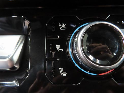 Used 2022 GMC Sierra 1500 AT4 w/ AT4 Premium Package image 67