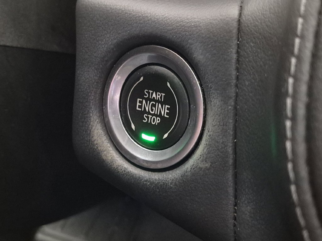 Certified 2021 Chevrolet Suburban LT AWD/4WD image 27