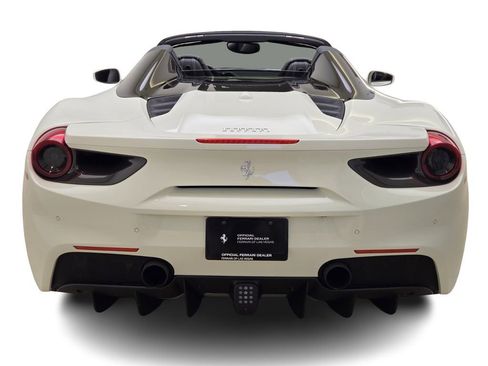 Used 2018 Ferrari 488 Spider image 10