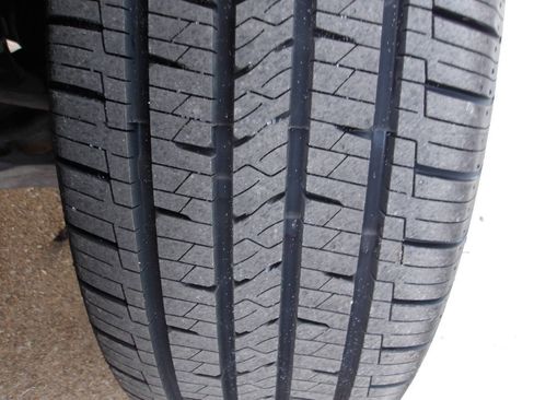 Used 2021 Jeep Cherokee Latitude Plus FWD image 27
