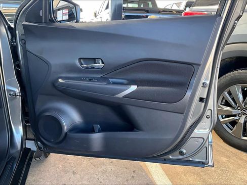 Certified 2024 Nissan Kicks SV image 24