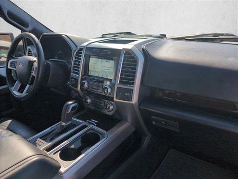 Used 2016 Ford F150 Platinum w/ Equipment Group 701A Luxury image 23