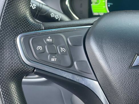 Used 2020 Chevrolet Bolt LT image 11