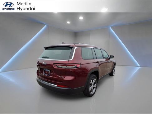 Used 2023 Jeep Grand Cherokee L Limited w/ Trailer Tow Group (B) image 3